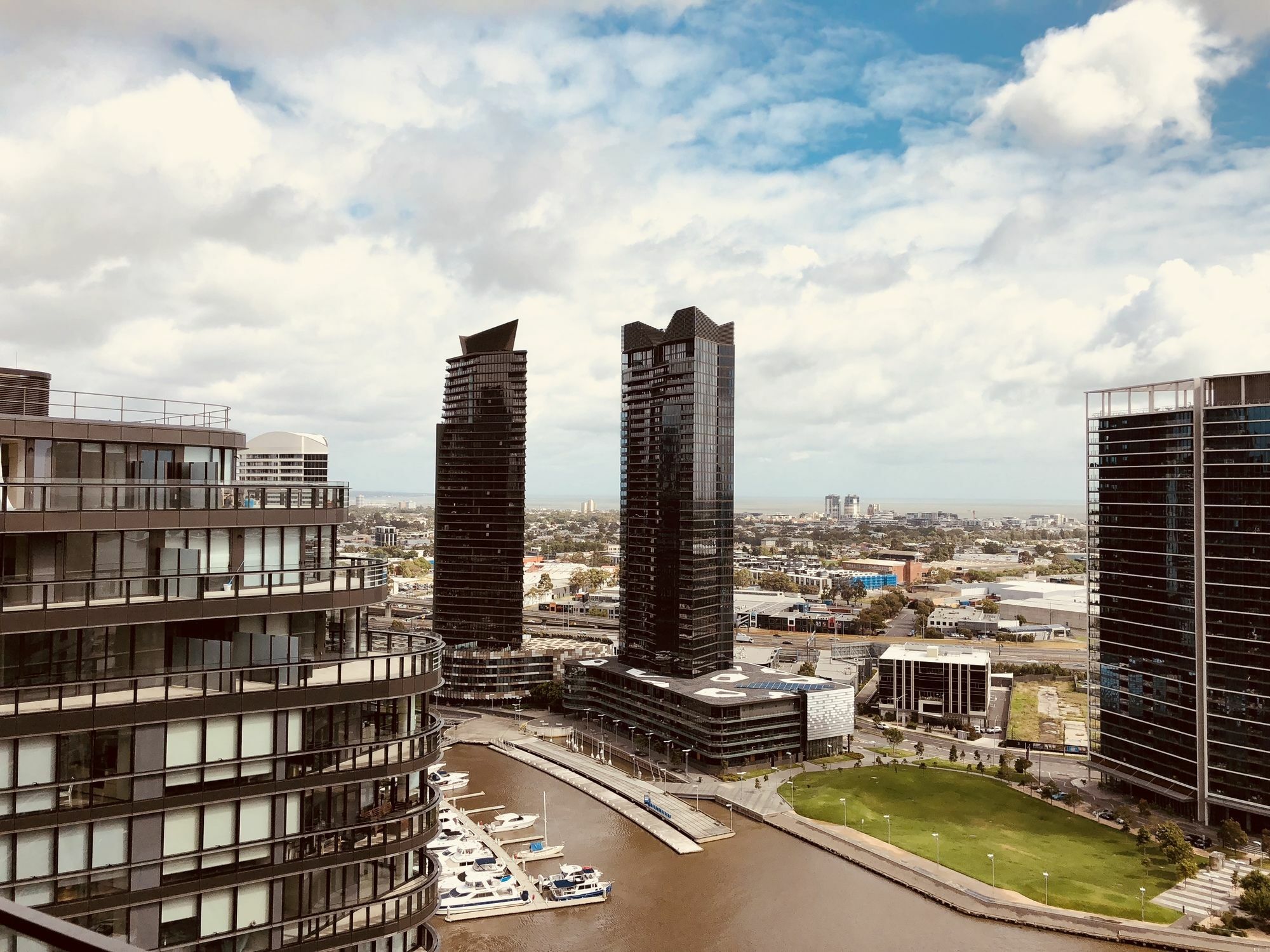 Winston Apartments Docklands Мелбърн Екстериор снимка